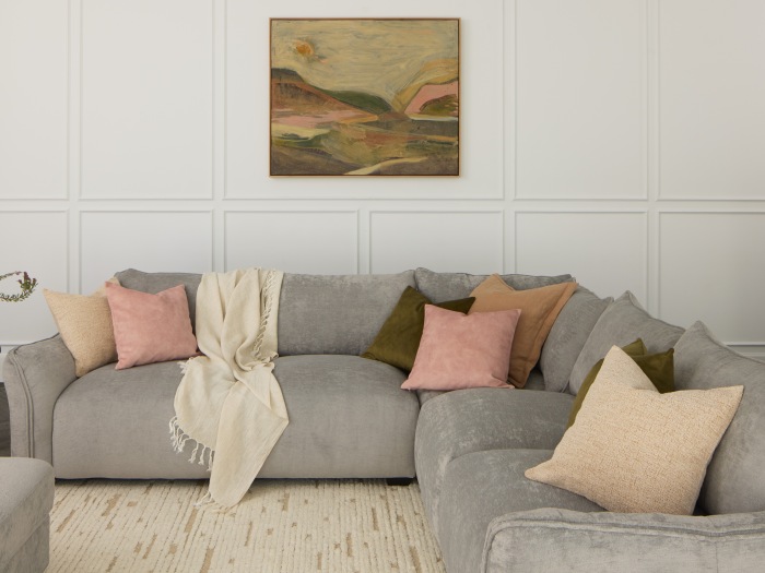 Cosy Corner Sofa w / Storage Ottoman | Light Grey