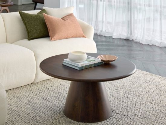 Manor Hardwood Round Coffee Table | Arabica Walnut