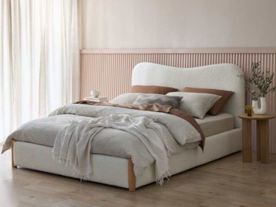 Cove Boucle Queen Bed | Ivory Boucle Fabric