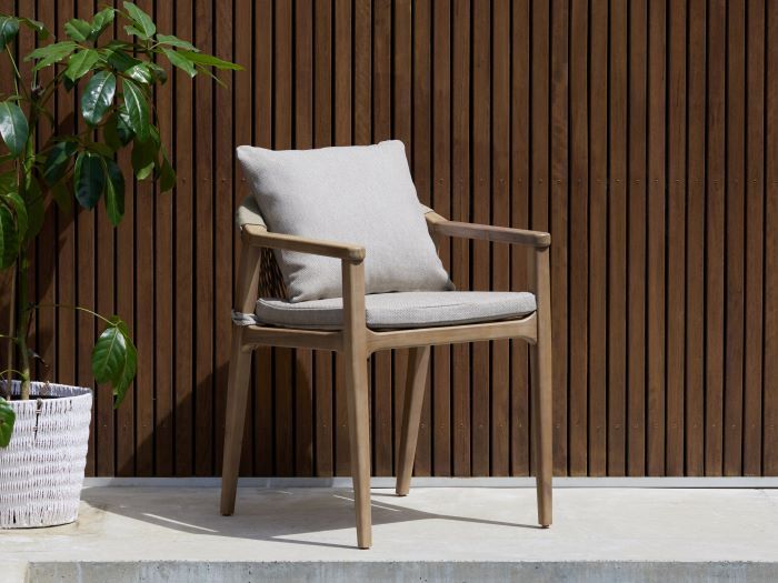Outdoor dining chairs on sale sale