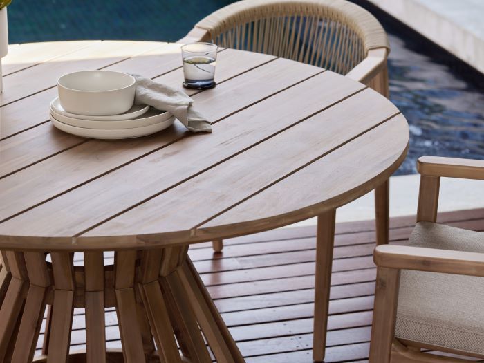 Stavanger Round Acacia Outdoor Dining Table